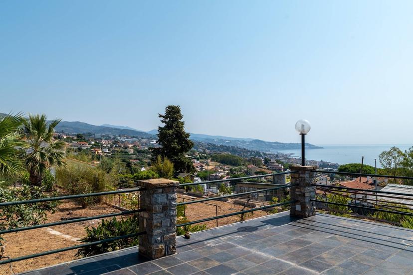 Villa in Via Padre Semeria 249, Sanremo — foto 4 di 5