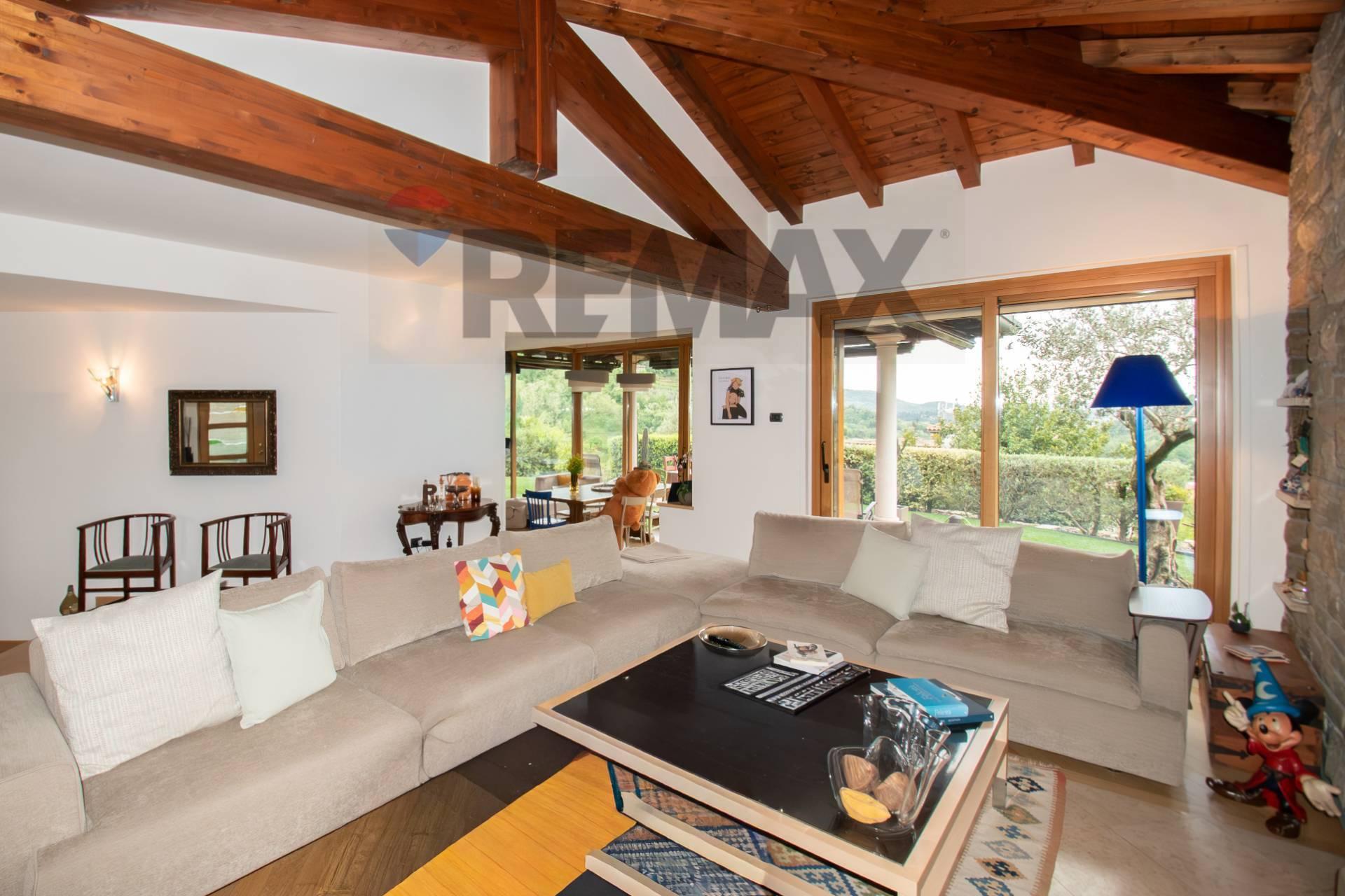Villa in Via Tengattini 17, Foresto Sparso
