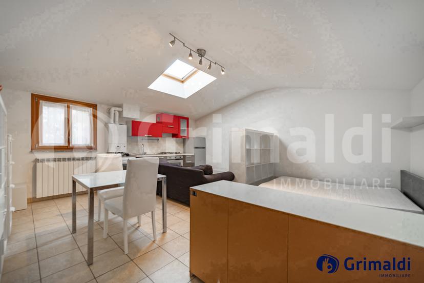 Monolocale in Viale Ortles 62, Milano