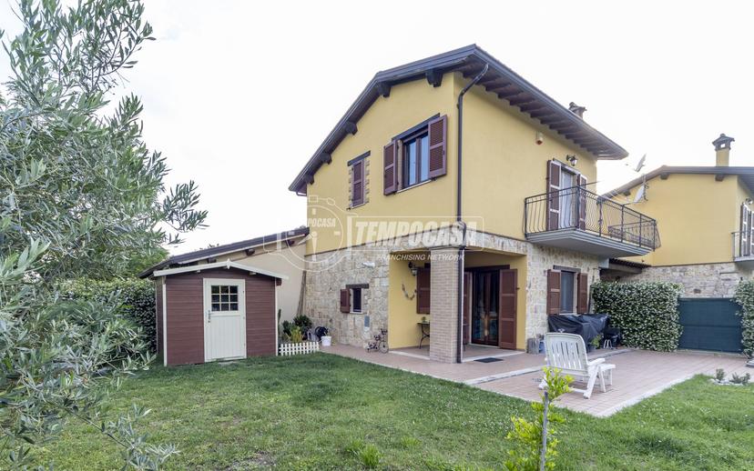 Casa indipendente in Via 24 Maggio in Villanova, Marsciano — foto 3 di 5