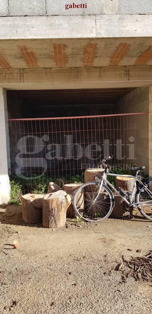 Appartamento in Via Giolitti, Tricase — foto 2 di 5