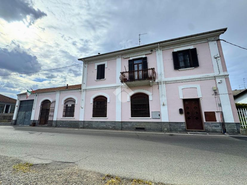 Casa indipendente in Via Carengo 9, Vercelli — foto 4 di 5