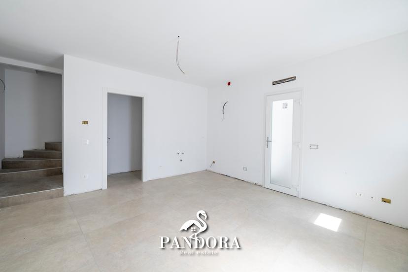 Porzione di casa in Via Gallidabino Cesare 3/7, Somma Lombardo