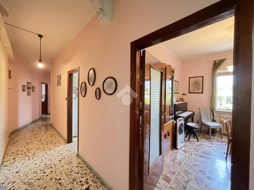 Trilocale in Via Antonio Gramsci, Torre del Greco — foto 5 di 5