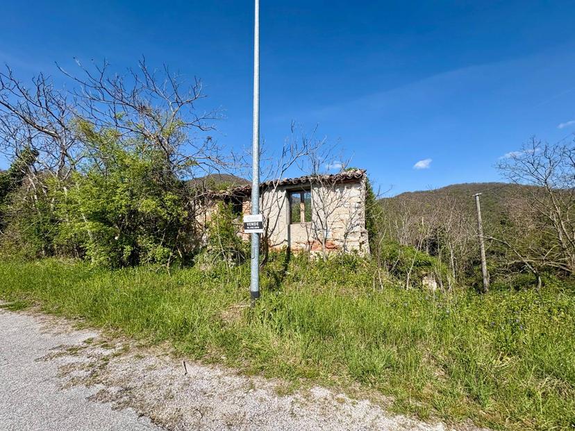 Rustico in Fraz. Rocchetta Snc, Fabriano