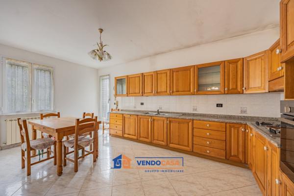 Villa bifamiliare in Via Ronco 31, Cogoleto