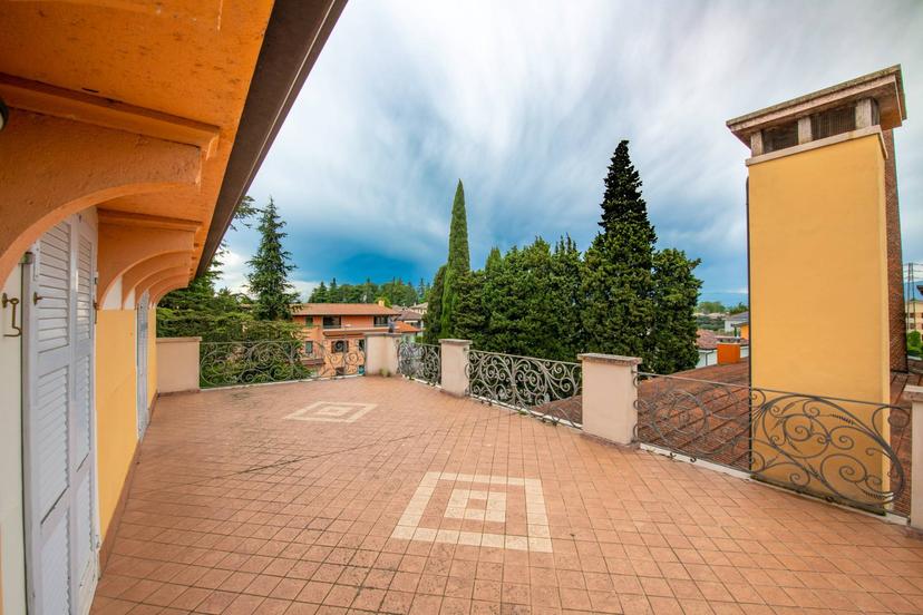 Villa in Via Trento, Castelnuovo del Garda — foto 5 di 5