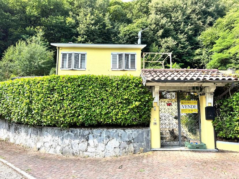 Casa indipendente, Dumenza — foto 2 di 5