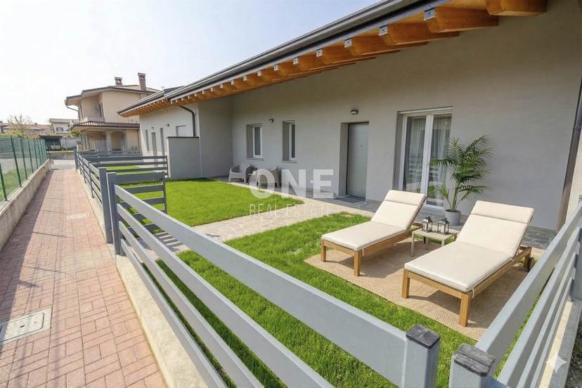 Villa a schiera in Via Leonardo da Vinci, Pontirolo Nuovo — foto 3 di 5