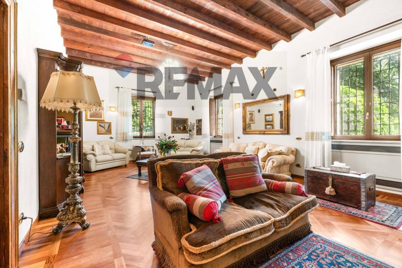 Villa in Via Vigorelli 160, Casteggio — foto 2 di 5