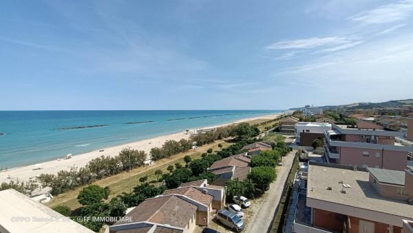 Bilocale in Lungomare Antonio Gramsci, Porto San Giorgio — foto 3 di 5