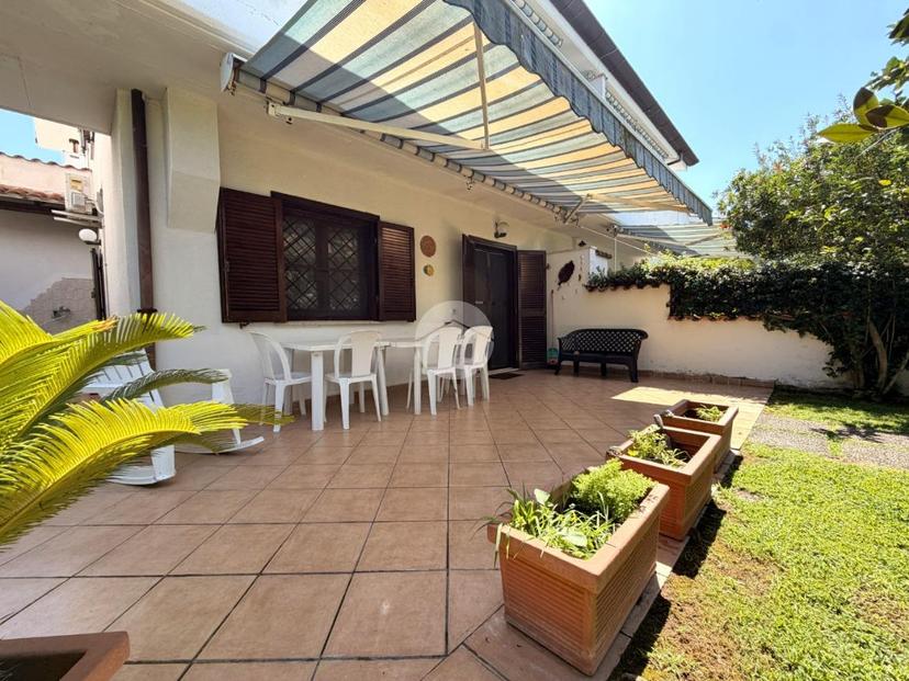 Villa in Via Apollonia 7, Sabaudia
