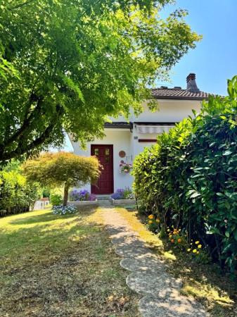 Villa in Viale Giuseppe Verdi 23, Godiasco Salice Terme