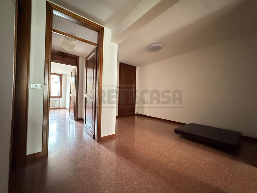 Trilocale, Bassano del Grappa — foto 3 di 5