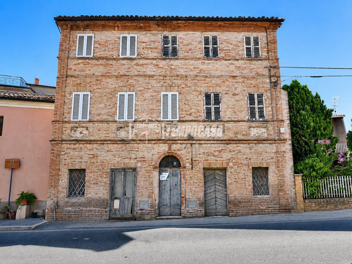 Quadrilocale in Via Giacomo Matteotti, Montefano