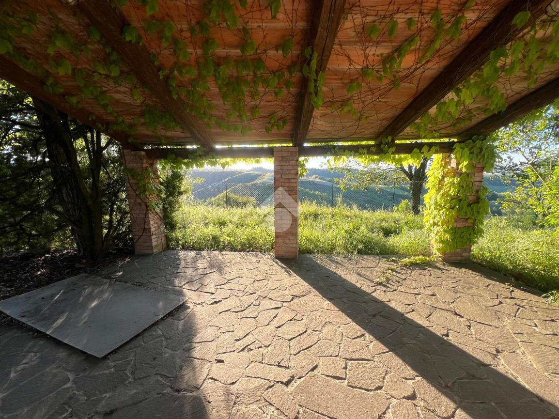 Villa in V. dei Gandazzi 118, Traversetolo
