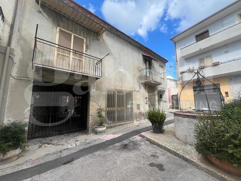 Casa indipendente in Via Giuseppe Garibaldi, Calvi Risorta — foto 4 di 5