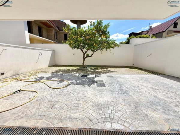 Villa a schiera in Via della Repubblica, Parete — foto 2 di 5