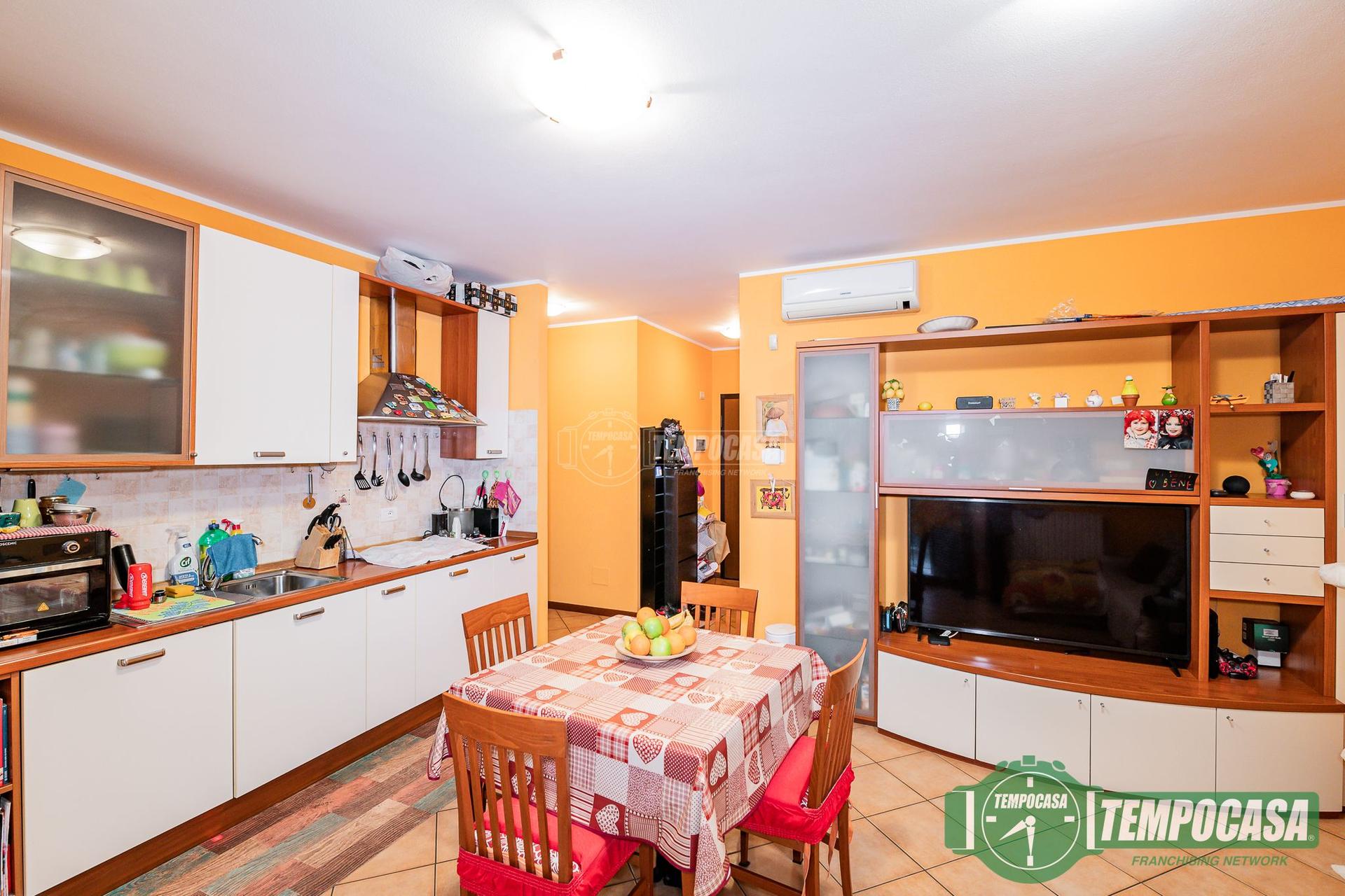 Trilocale in Via Walter Tobagi, Gugnano 2, Casaletto Lodigiano
