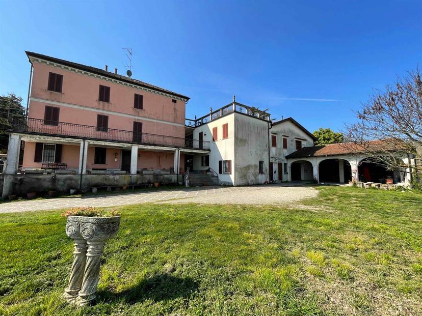 Casa indipendente in Via Casale, Casale Monferrato — foto 2 di 5
