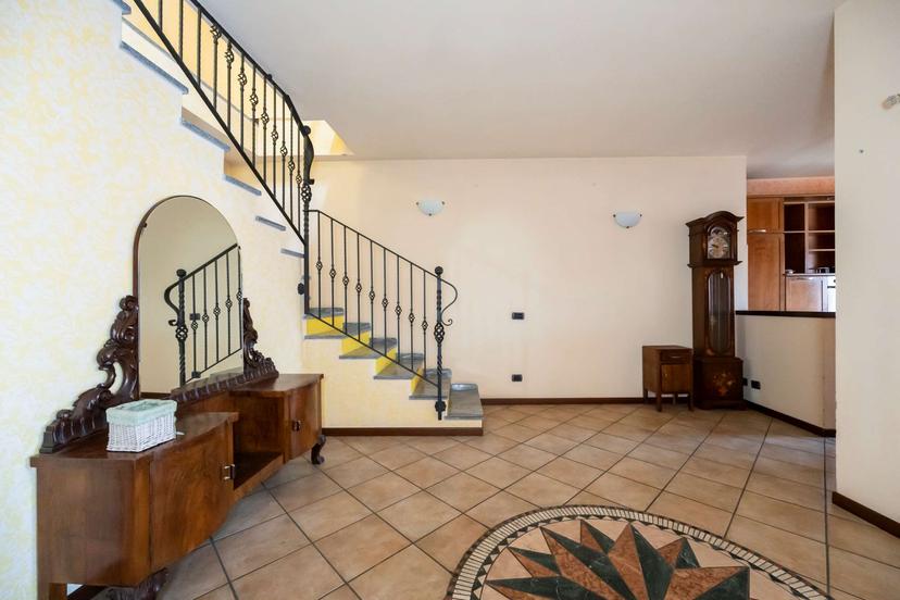 Quadrilocale in Via San Lorenzo 12, Sumirago