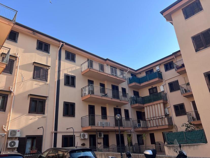 Quadrilocale in Corso Umberto I, Ficarazzi — foto 2 di 5