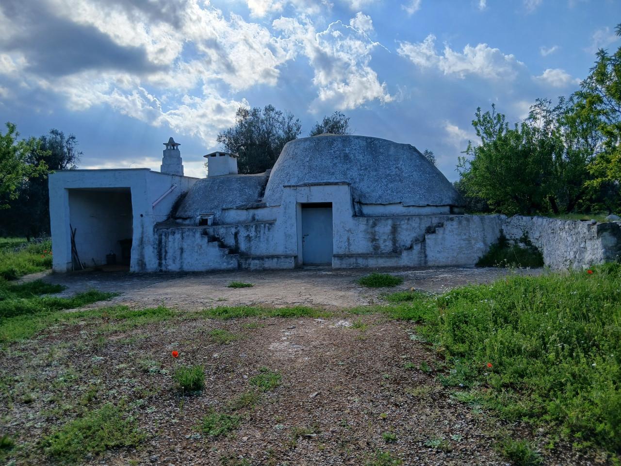 Trullo in C.da Sardella, San Michele Salentino