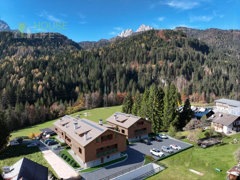 Quadrilocale in Via Beata Vergine della Difesa, San Vito di Cadore — foto 4 di 5
