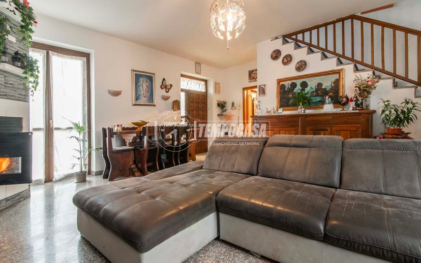 Villa a schiera in Via Tagliamento 2, Olgiate Olona — foto 4 di 5
