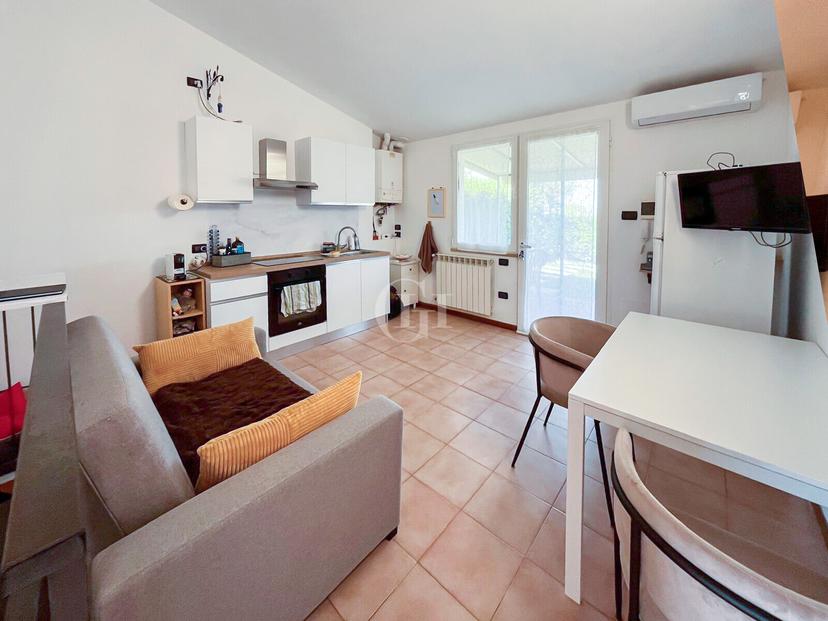 Trilocale in Via Gonzaga 3, Peschiera del Garda — foto 2 di 5