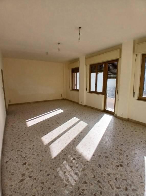 Appartamento in Via Fimia 18, Catania