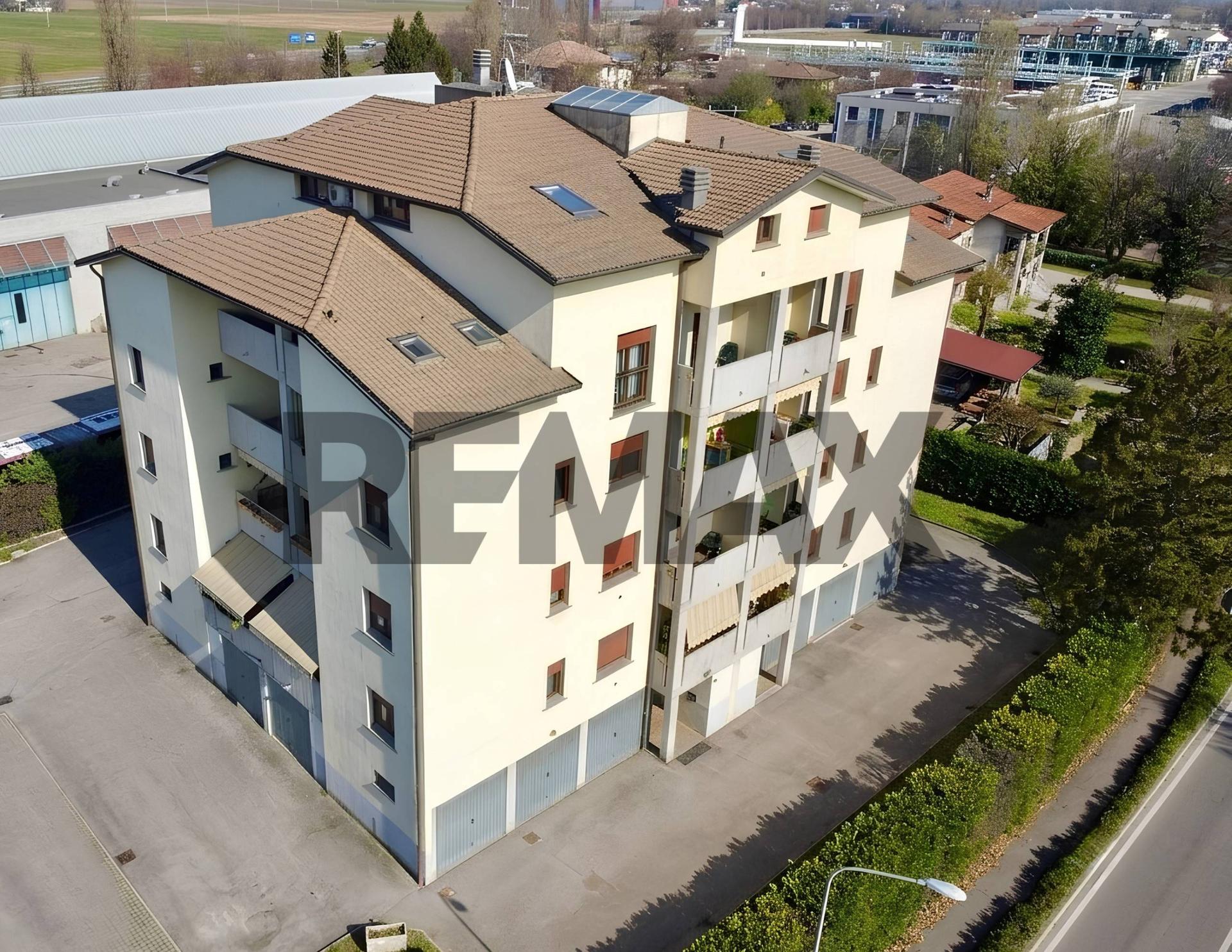 Trilocale in Via del Chionso 42, Reggio nell'Emilia
