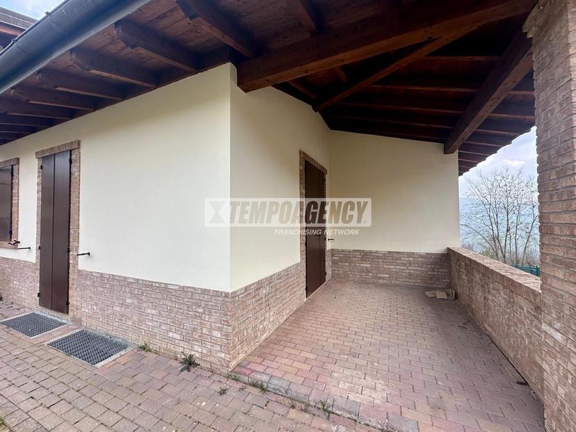 Villa a schiera in Via Zebio Cotal 116, Serramazzoni — foto 3 di 5
