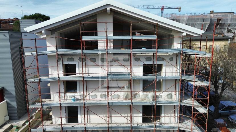 Attico in Via Scuole, Desenzano del Garda — foto 2 di 5