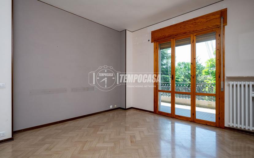 Trilocale in Via Emile Zola 2, Reggio nell'Emilia — foto 3 di 5