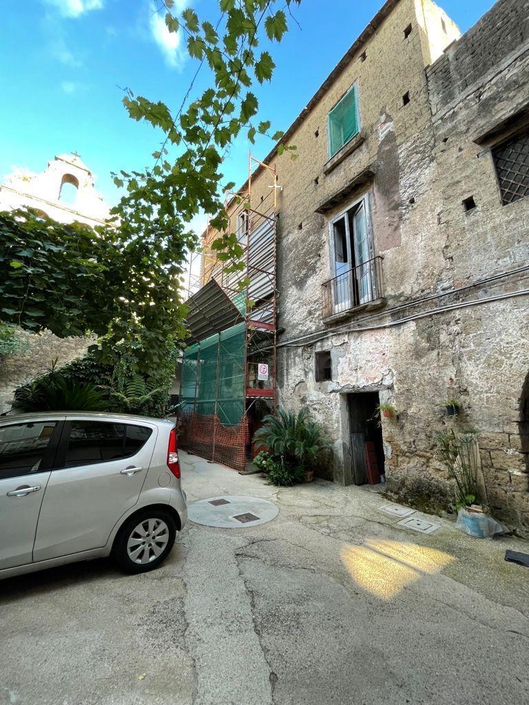 Appartamento in Via San Francesco d'Assisi Snc, Maddaloni