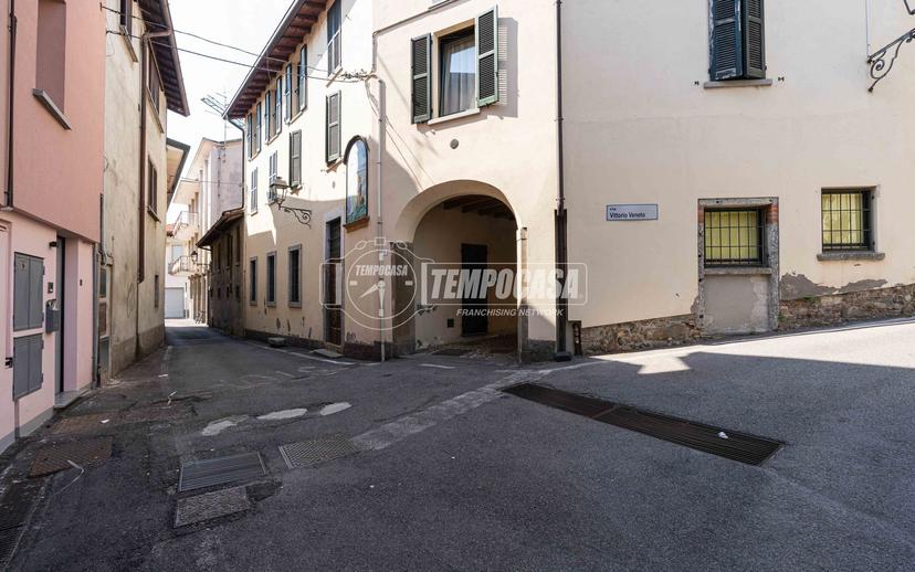 Trilocale in Via Bosisio, Molteno — foto 4 di 5