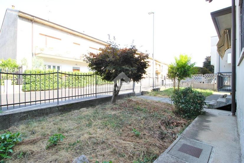 Villa in Via Matteotti 13, Mariano Comense — foto 2 di 5