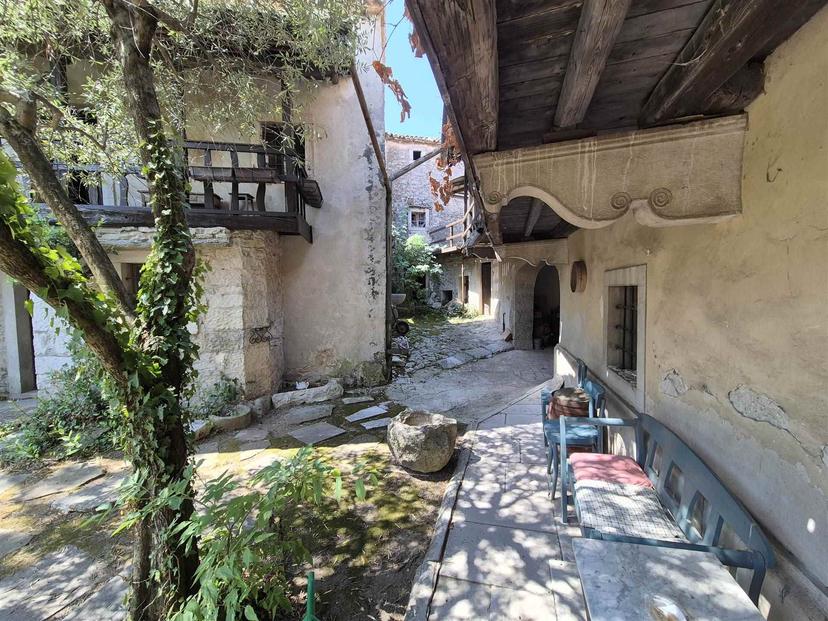 Rustico in Località Aurisina, Duino-Aurisina