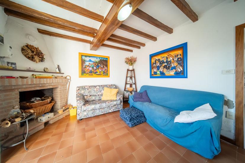 Casa indipendente in Via Bruno Bocconi, Tizzano Val Parma — foto 3 di 5