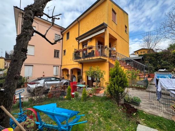 Villa in Via Sinistra Guerro 18/a, Castelvetro di Modena — foto 3 di 5