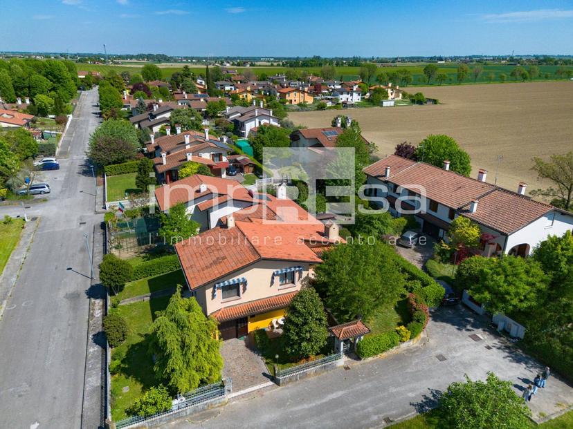 Villa in Via Evangelista Torricelli 27, Fossalta di Portogruaro — foto 2 di 5