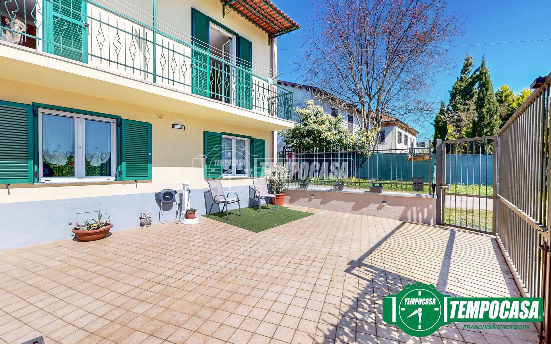 Casa indipendente in Via Spazzona, Gamalero