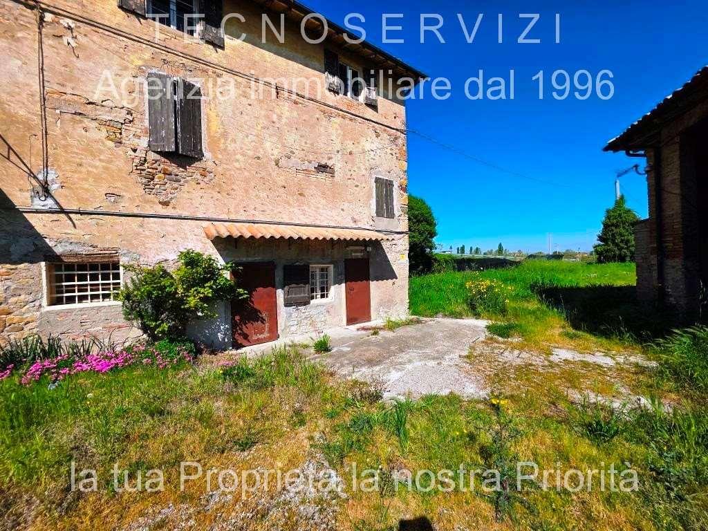 Porzione di casa in Via Confine 2, Savignano sul Panaro
