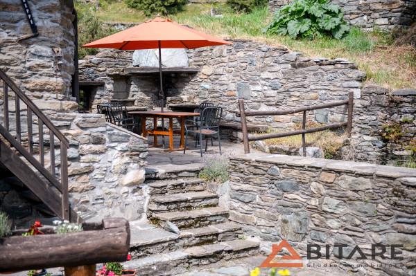 Terratetto unifamiliare in Frazione Arbussey, Champorcher