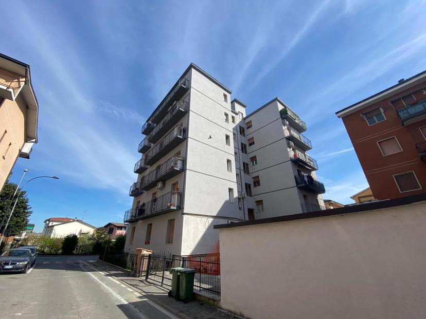 Bilocale in Via Bixio 1, Sordio — foto 2 di 5
