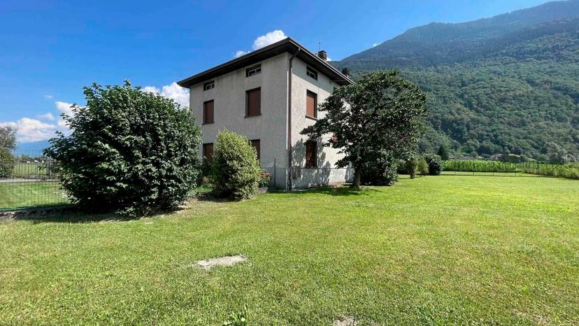 Casa indipendente, Colorina — foto 2 di 5
