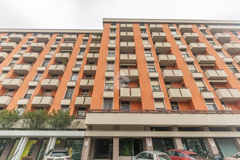 Trilocale in Via della Moscova 30, Milano