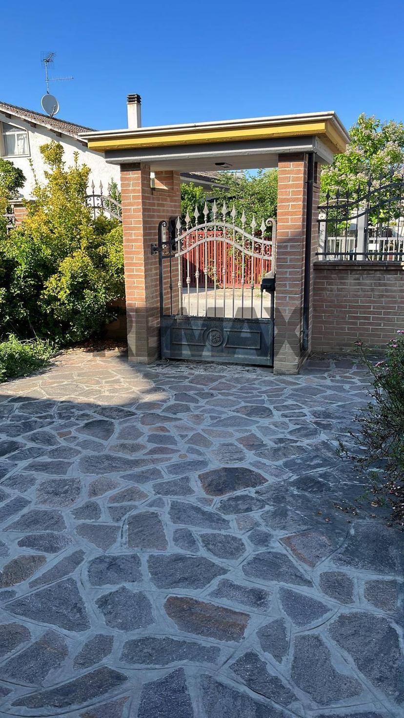 Villa, Montesilvano — foto 3 di 5
