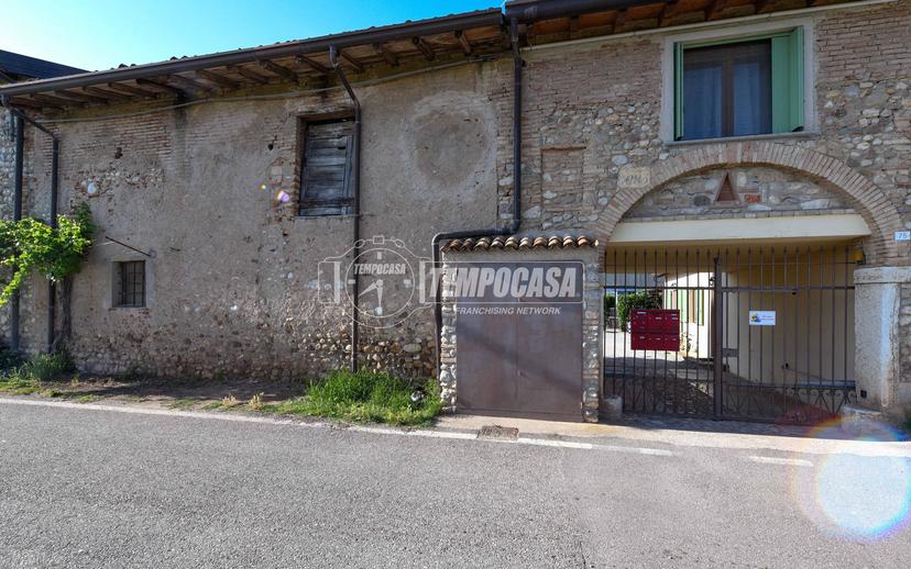 Appartamento in Via Cominello, Lonato del Garda — foto 3 di 5